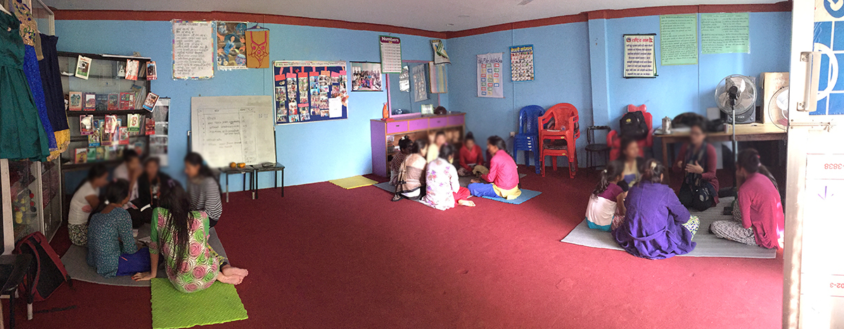 Learning to Train Others in STS